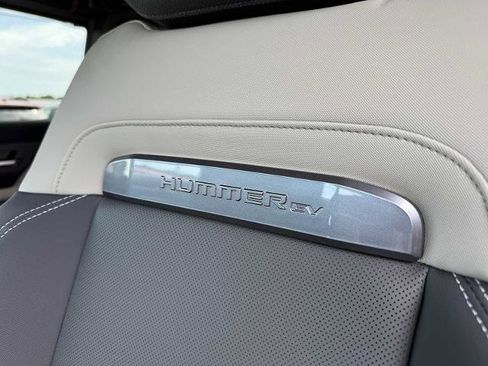 New 2026 GMC Hummer EV 2X image 23