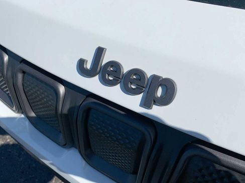 Used 2022 Jeep Compass Trailhawk AWD/4WD image 30