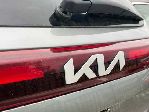 Used 2024 Kia Seltos EX image 4