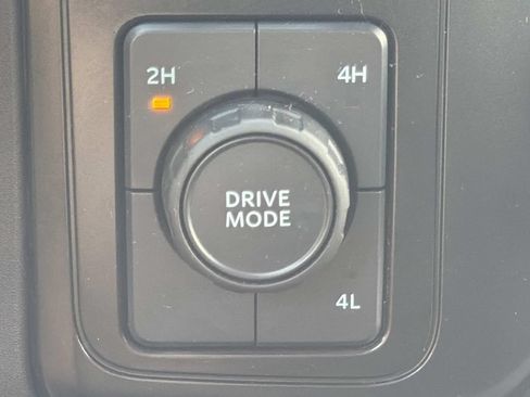 Used 2025 Ford F250 XLT AWD/4WD image 20