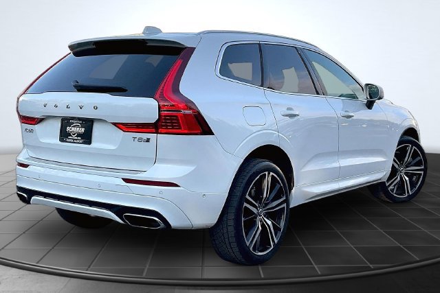 Used 2019 Volvo XC60 T8 R-Design w/ Advanced Package AWD/4WD image 2