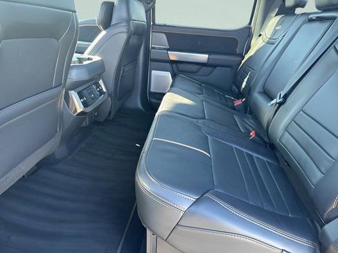 Certified 2024 Ford F250 Platinum image 19