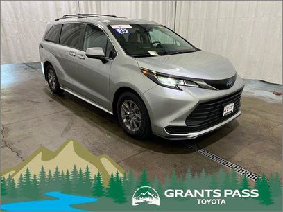 Certified 2023 Toyota Sienna LE