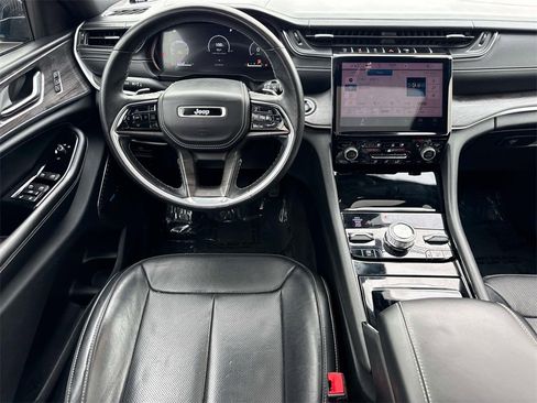 Used 2021 Jeep Grand Cherokee L Overland image 14