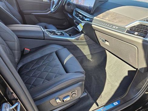 Used 2026 BMW X7 xDrive40i w/ Premium Package image 20