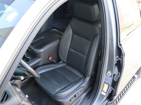 Used 2021 Chevrolet Tahoe Z71 image 31