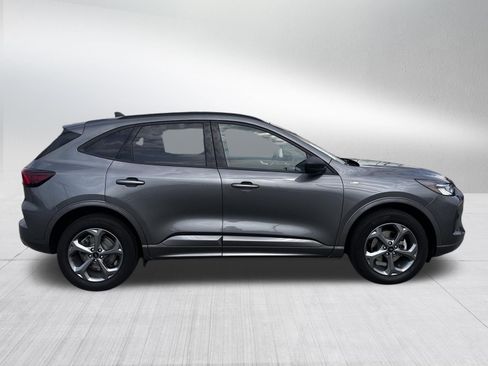 Certified 2023 Ford Escape ST-Line AWD/4WD image 8