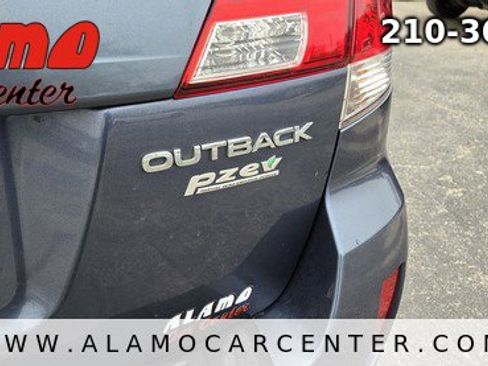 Used 2013 Subaru Outback 2.5i Limited image 13