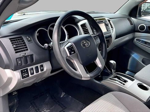 Used 2013 Toyota Tacoma 4x4 Double Cab w/ SR5 Pkg image 17