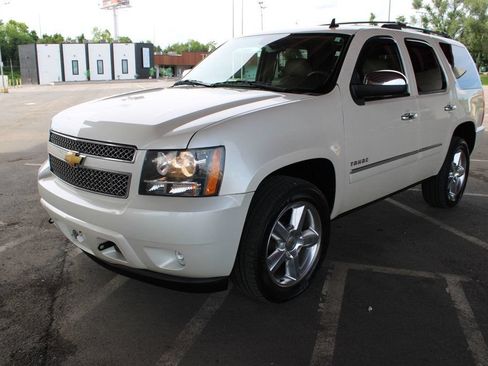 Used 2013 Chevrolet Tahoe LTZ AWD/4WD image 8