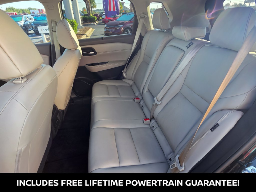 Certified 2023 Nissan Rogue SL w/ SL Premium Package FWD image 16