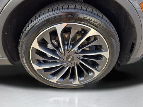 Used 2023 Lincoln Aviator Reserve w/ Equipment Group 201A AWD/4WD image 44