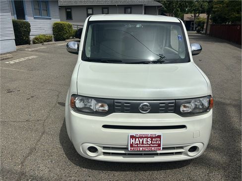Used 2011 Nissan Cube 1.8 S w/ Exterior Accent Pkg image 2