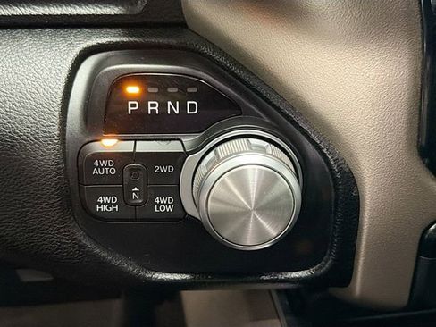 Used 2019 RAM 1500 Laramie image 15