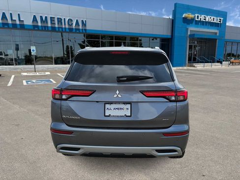 Used 2024 Mitsubishi Outlander SEL FWD image 7