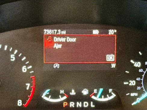 Used 2020 Ford Escape SE image 12