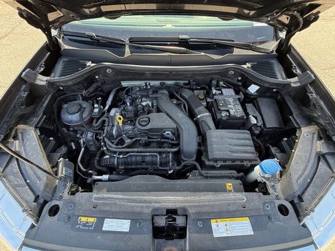 Used 2024 Volkswagen Taos SEL AWD/4WD image 22