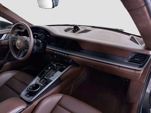 Certified 2022 Porsche 911 Carrera w/ Premium Package RWD image 28