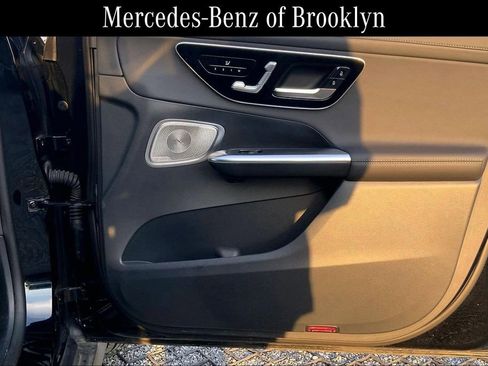 Certified 2025 Mercedes-Benz GLC 350e 4MATIC image 22