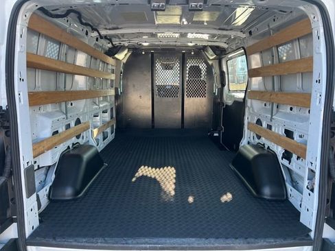 Used 2024 Ford Transit 250 Low Roof w/ Exterior Upgrade Package image 26