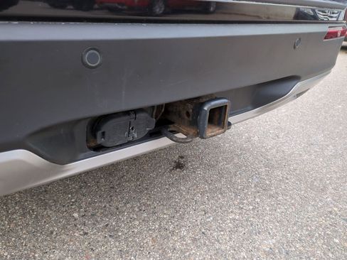 Certified 2020 Ford Explorer XLT w/ Equipment Group 202A image 38