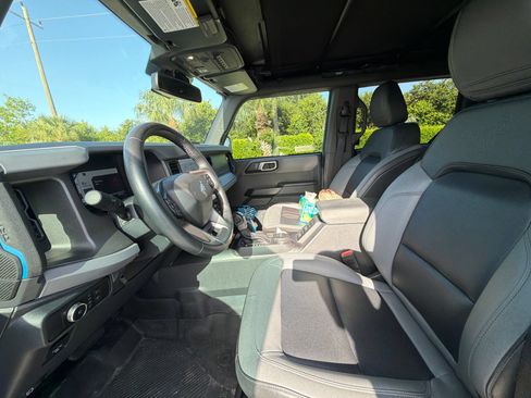 Used 2024 Ford Bronco Black Diamond AWD/4WD image 22