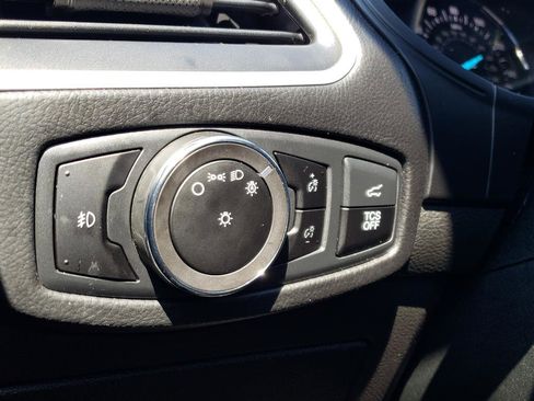 Used 2023 Ford Edge SEL w/ Convenience Package image 20