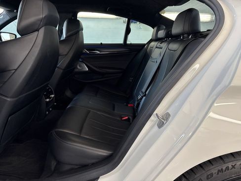 Used 2018 BMW M5 w/ Executive Package AWD/4WD image 27