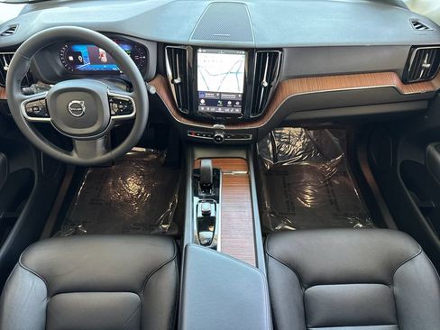 Certified 2023 Volvo XC60 T8 Plus w/ Climate Package AWD/4WD image 12