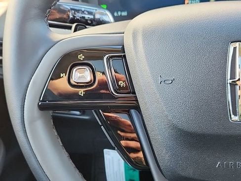 New 2025 Lincoln Corsair Grand Touring w/ Jet Appearance Package image 17