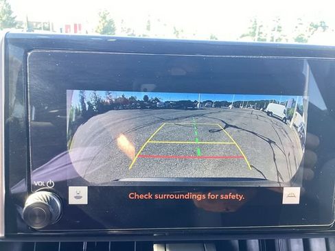 Used 2024 Toyota RAV4 XLE w/ Convenience Package AWD/4WD image 18