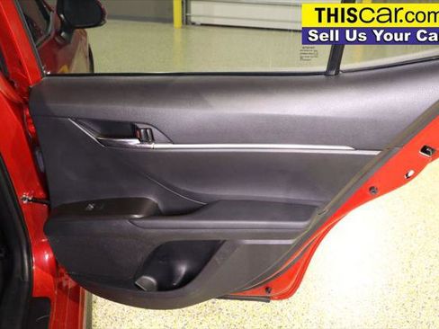 Used 2022 Toyota Camry SE image 27