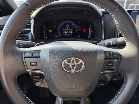 Certified 2025 Toyota Camry SE FWD image 29