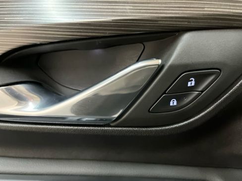 Certified 2024 GMC Terrain SLE w/ Driver Convenience Package image 15