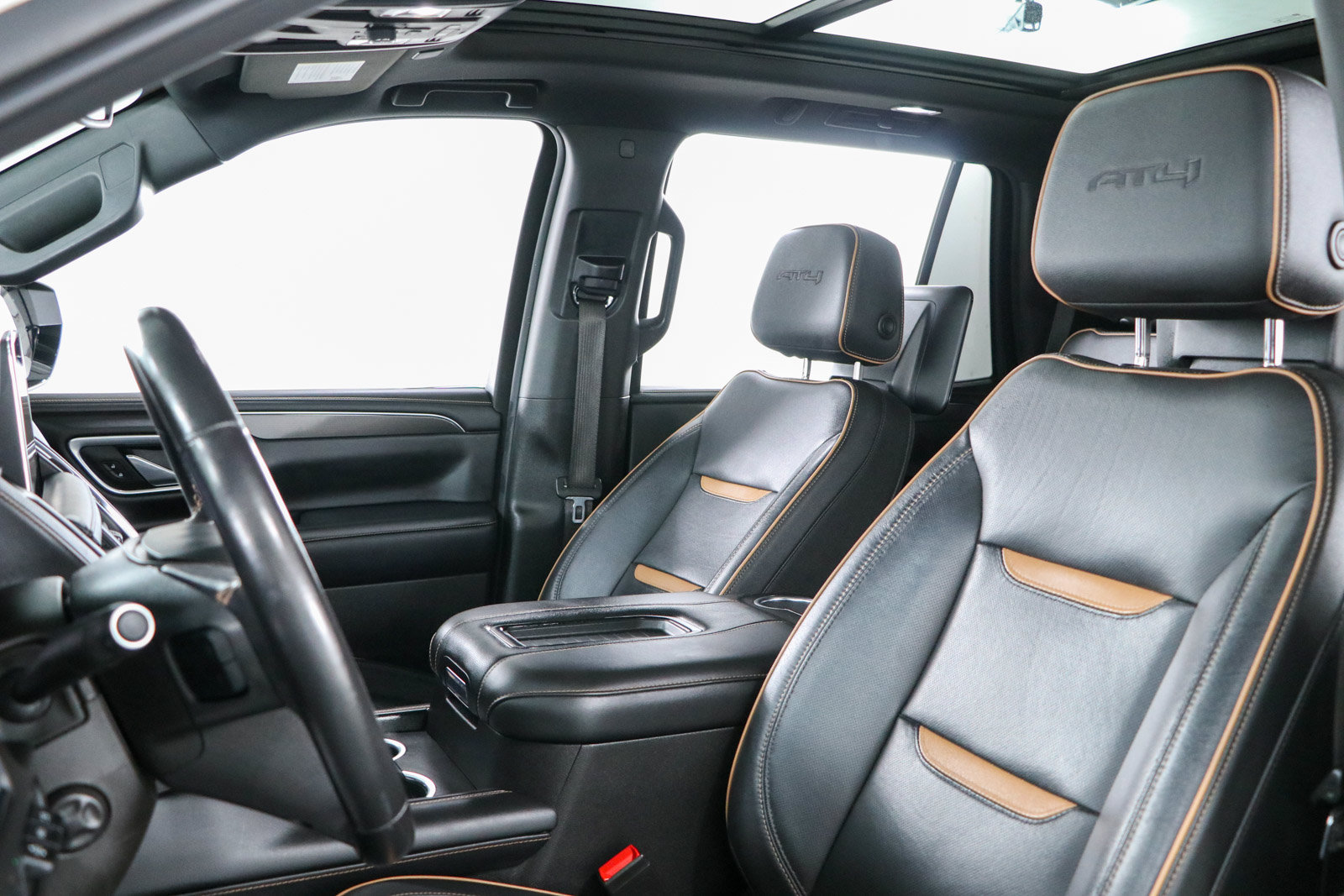 Used 2021 GMC Yukon AT4 w/ AT4 Premium Plus Package AWD/4WD image 28