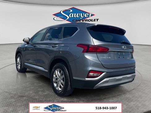 Used 2019 Hyundai Santa Fe SE FWD image 3