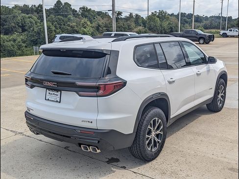 New 2026 GMC Acadia AT4 w/ Luxury Package AWD/4WD image 7