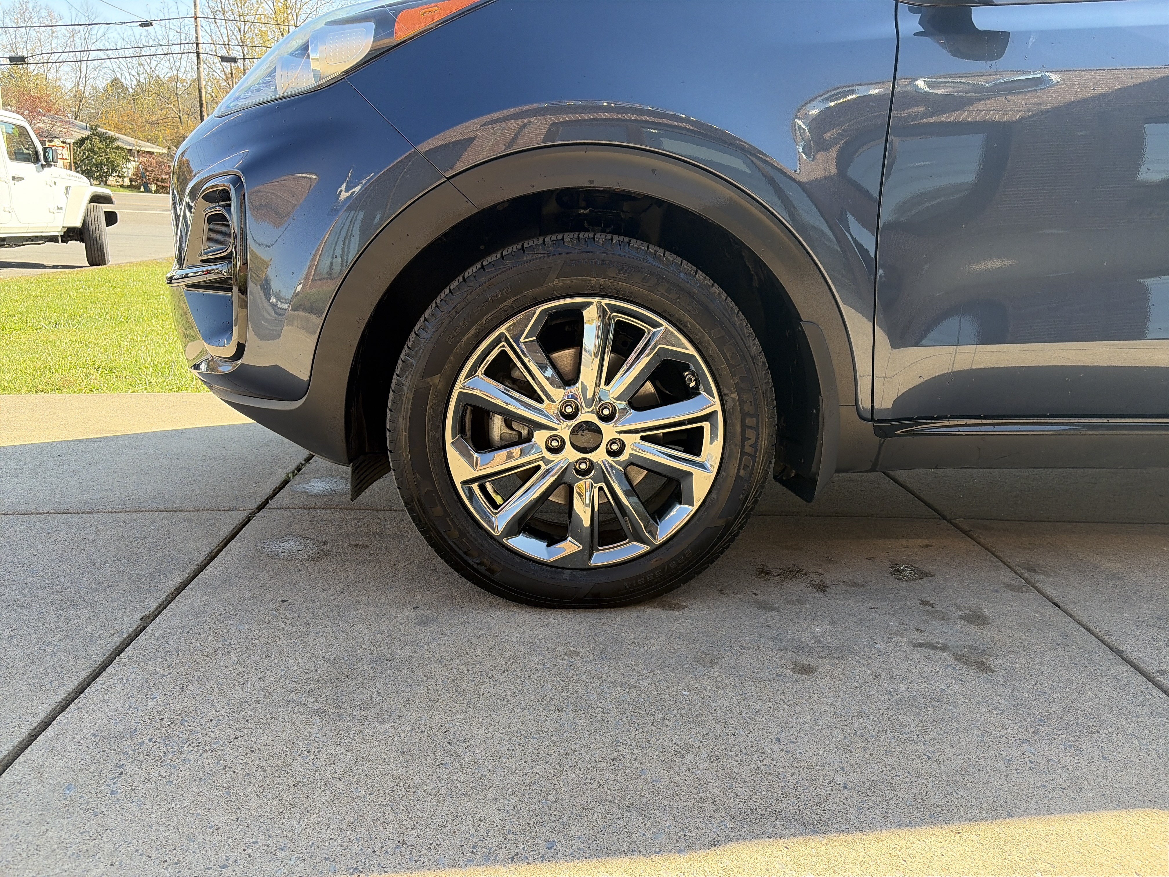Used 2022 Kia Sportage Nightfall Edition w/ Nighfall AWD Premium Package image 11