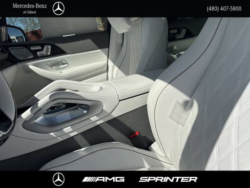 New 2026 Mercedes-Benz Maybach GLS 600 4MATIC image 19