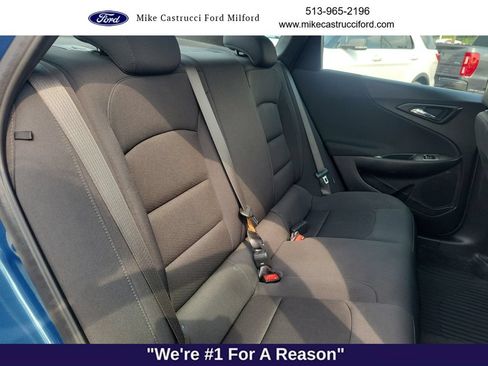 Used 2025 Chevrolet Malibu RS FWD image 23