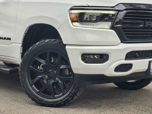 Used 2024 RAM 1500 Laramie AWD/4WD image 4