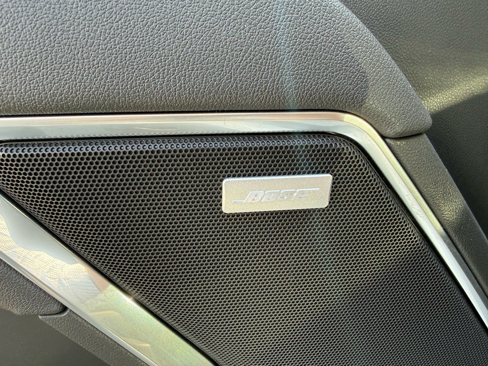 Used 2025 Chevrolet Silverado 1500 RST AWD/4WD image 19
