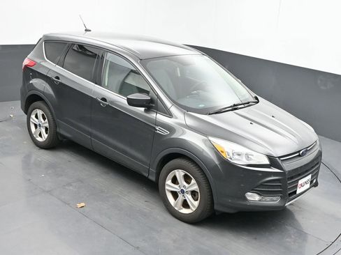 Used 2016 Ford Escape SE image 11