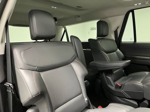 Used 2025 Ford Expedition Max Active AWD/4WD image 56