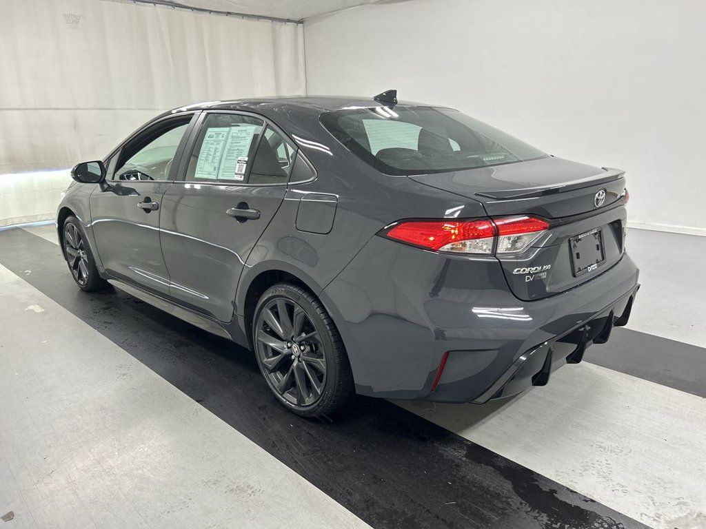 Used 2024 Toyota Corolla SE w/ SE Premium Package FWD image 7