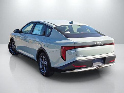 New 2026 Kia K4 FWD image 6