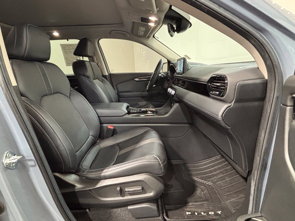 Used 2024 Honda Pilot Touring image 39