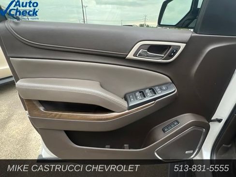 Used 2019 GMC Yukon XL Denali w/ Denali Ultimate Package AWD/4WD image 10