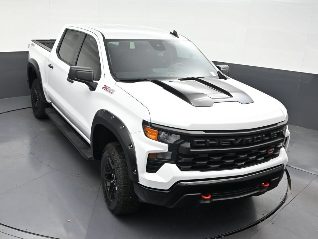 Used 2024 Chevrolet Silverado 1500 Custom Trail Boss AWD/4WD image 21