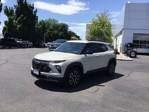 New 2026 Chevrolet TrailBlazer ACTIV w/ Convenience Package image 8